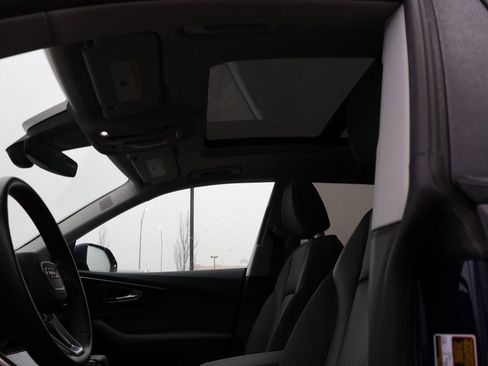 Used 2019 Audi Q8 Prestige image 18