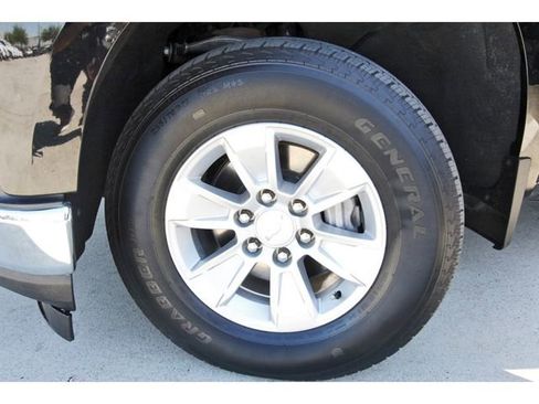 Used 2019 Chevrolet Silverado 1500 LT w/ All-Star Edition image 29