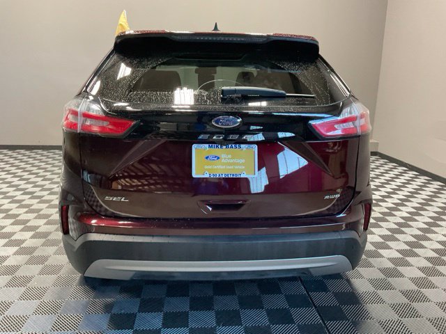 Used 2024 Ford Edge SEL w/ Convenience Package AWD/4WD image 11