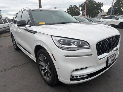Used 2021 Lincoln Aviator Grand Touring w/ Equipment Group 301A image 1