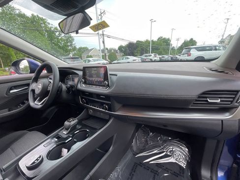 Certified 2023 Nissan Rogue SV AWD/4WD image 13