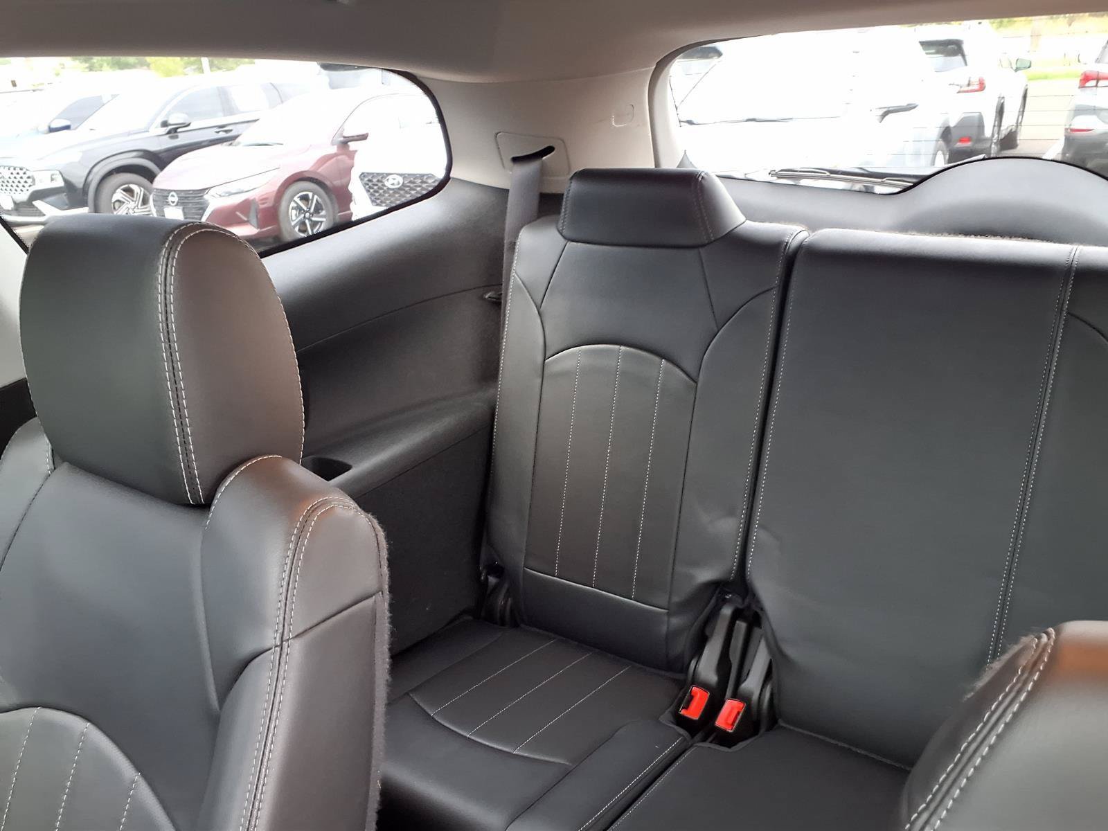Used 2015 Buick Enclave Leather FWD image 21