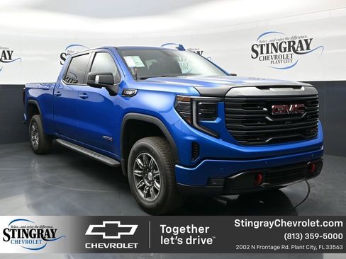 Used 2024 GMC Sierra 1500 AT4 w/ Technology Package image 1