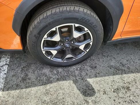 Used 2020 Subaru Crosstrek 2.0i AWD/4WD image 9
