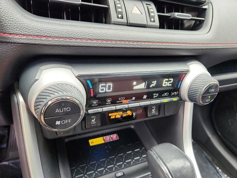 Certified 2022 Toyota RAV4 XSE AWD/4WD image 18