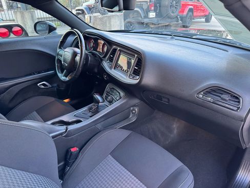 Used 2023 Dodge Challenger R/T w/ Blacktop Package image 22