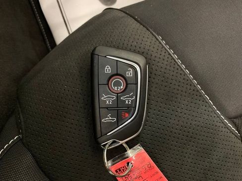Used 2024 Chevrolet Corvette Stingray Preferred Conv RWD image 30