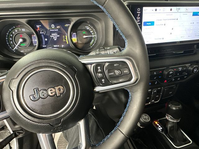 Used 2024 Jeep Wrangler High Altitude AWD/4WD image 19
