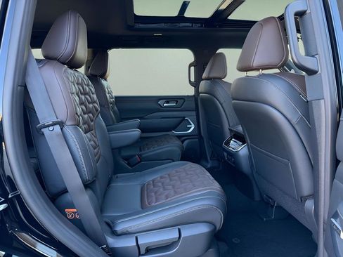 New 2026 Nissan Armada Platinum AWD/4WD image 18