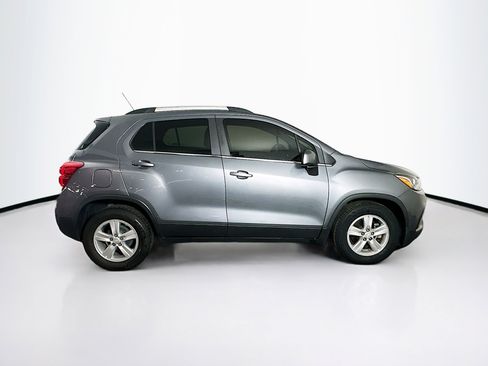 Used 2020 Chevrolet Trax LT image 10