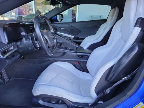 Certified 2020 Chevrolet Corvette Stingray Coupe w/ Chrome Exterior Badge Package image 31