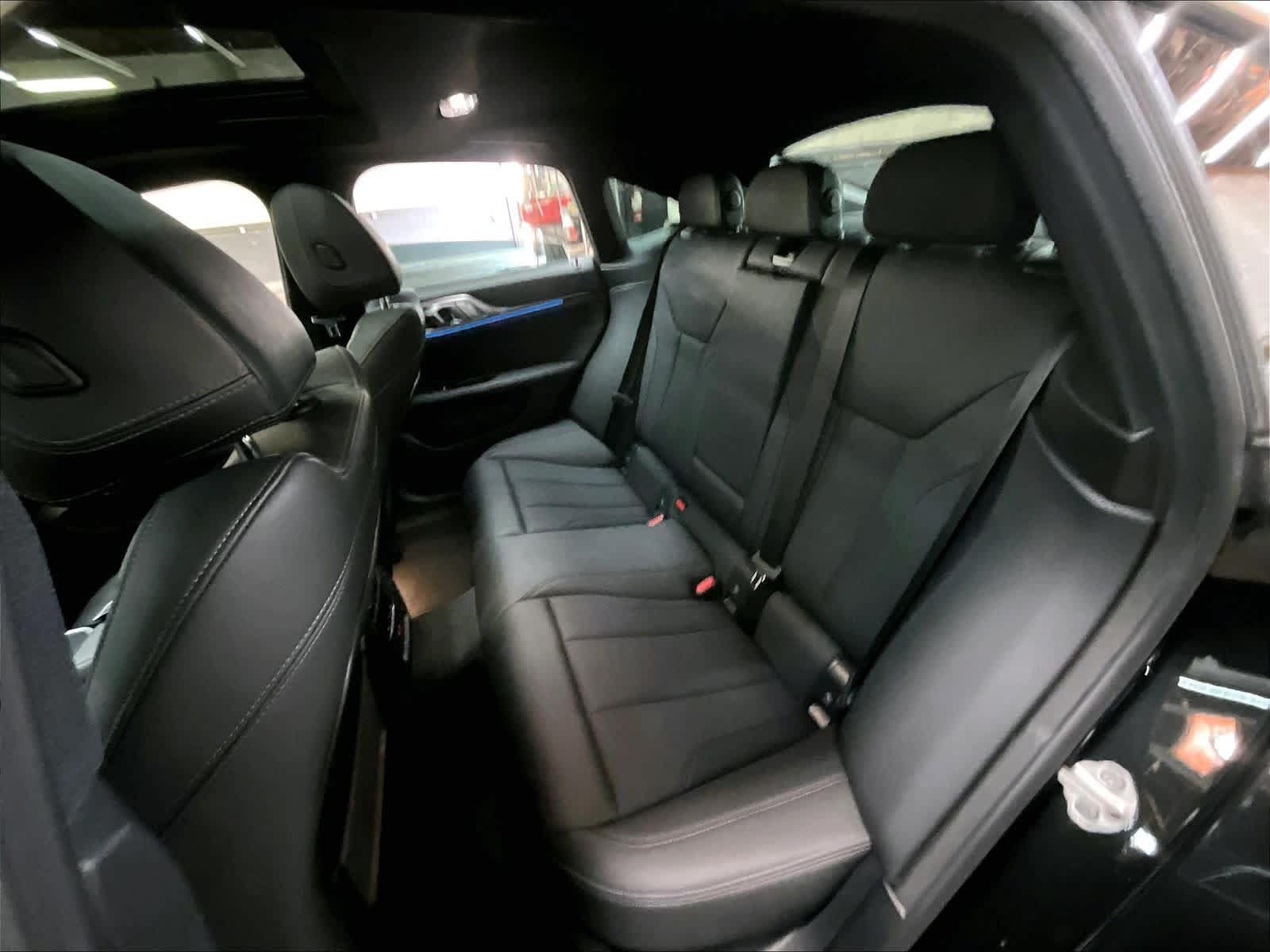 Used 2023 BMW i4 eDrive40 w/ Premium Package RWD image 29