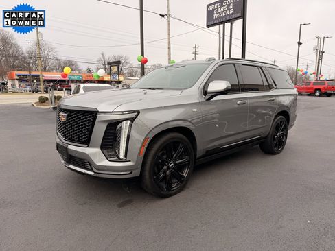 Used 2025 Cadillac Escalade Sport w/ Touring Package image 3