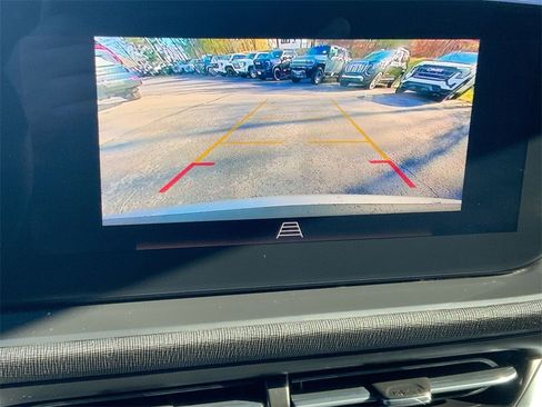 Used 2024 Buick Envista Preferred w/ Convenience II Package image 15