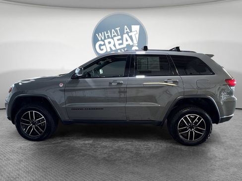 Used 2019 Jeep Grand Cherokee Trailhawk AWD/4WD image 7