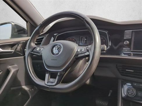 Used 2019 Volkswagen Jetta R-Line image 28