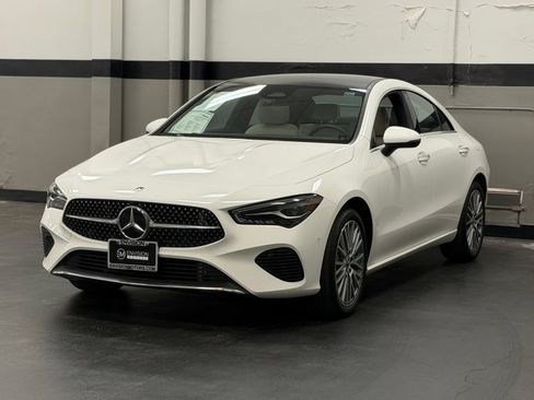 Used 2025 Mercedes-Benz CLA 250 image 7