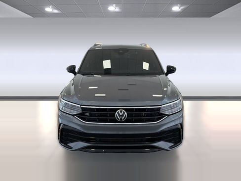 Used 2023 Volkswagen Tiguan SE R-Line FWD image 6