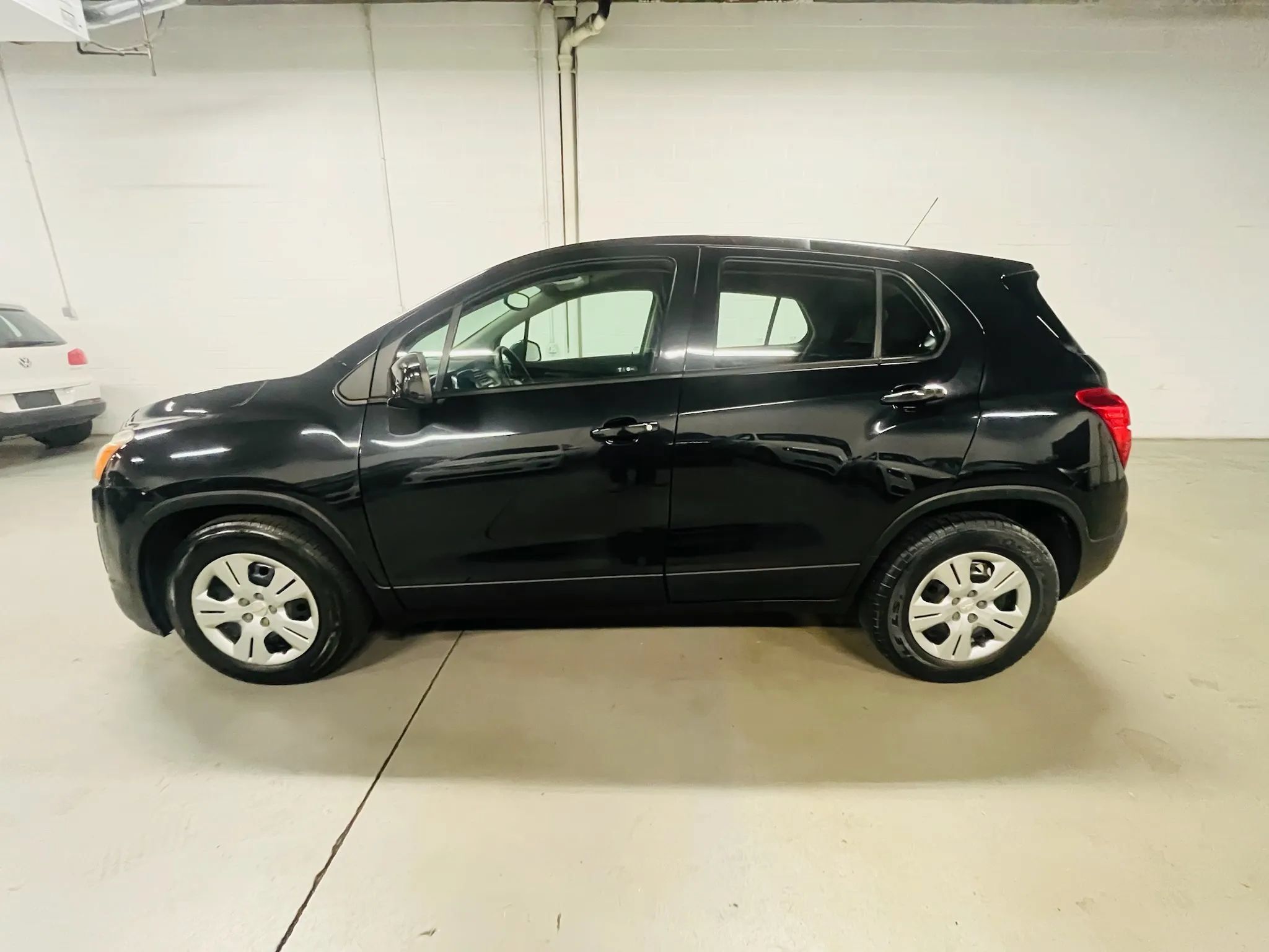 Used 2016 Chevrolet Trax LS FWD image 5