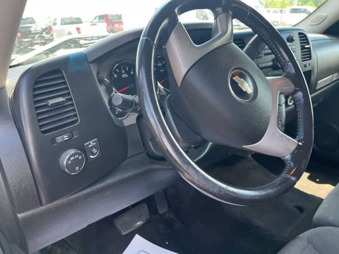 Used 2009 Chevrolet Silverado 1500 LT w/ Power Pack Plus AWD/4WD image 25