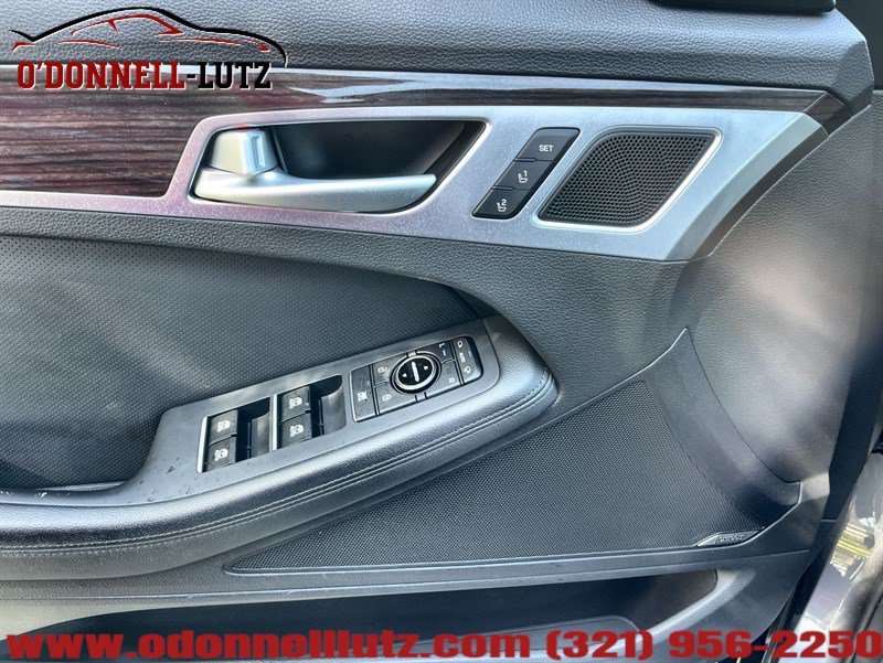 Used 2017 Genesis G80 3.8 w/ Option Group 02 RWD image 13