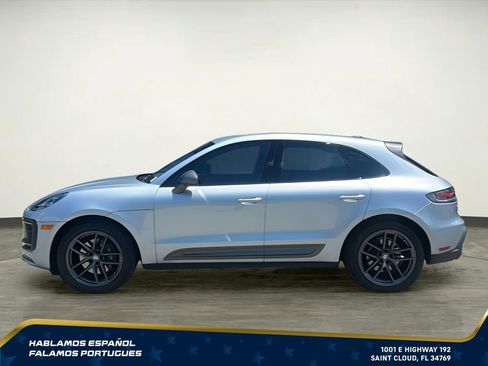 Used 2024 Porsche Macan Turbo AWD/4WD image 3