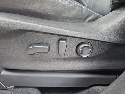 Used 2019 Subaru Ascent Limited AWD/4WD image 39