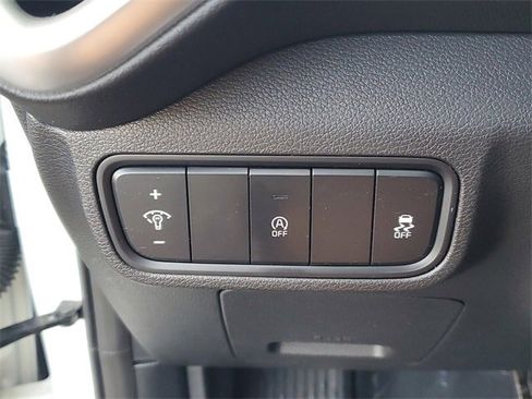 Used 2022 Kia Soul LX image 25