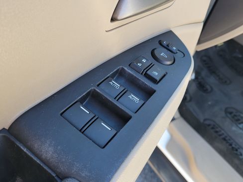 Used 2012 Honda Odyssey EX-L image 19