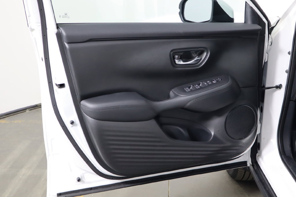 Used 2026 Honda HR-V LX image 18