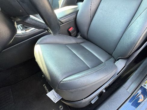 Used 2025 MAZDA MAZDA3 s FWD image 15