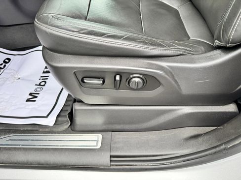 Used 2020 Chevrolet Silverado 1500 RST w/ All-Star Edition image 12