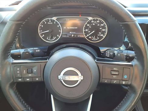 Used 2022 Nissan Pathfinder SL image 14