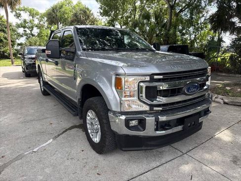 Used 2022 Ford F250 XLT w/ XLT Value Package AWD/4WD image 4