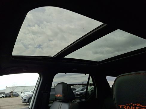 New 2026 Honda Pilot TrailSport image 15