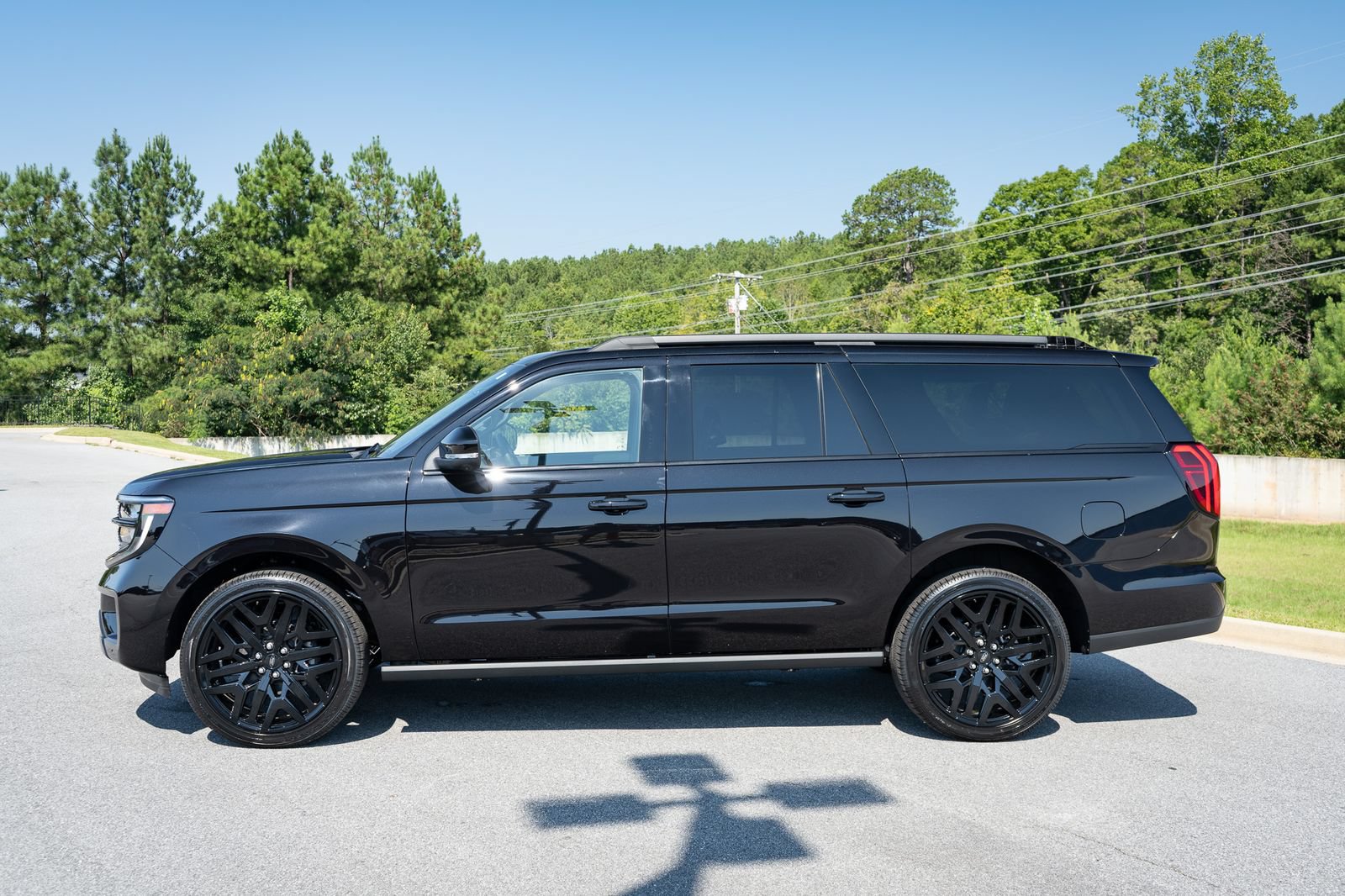 New 2027 Ford Expedition Max Platinum w/ Stealth Performance Package AWD/4WD image 12