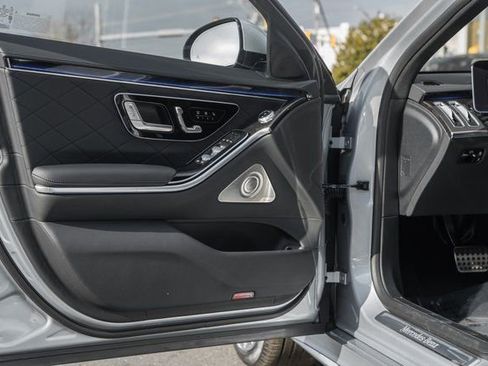 New 2026 Mercedes-Benz S 580 4MATIC Sedan image 39
