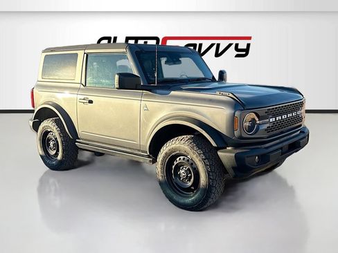 Used 2022 Ford Bronco Black Diamond AWD/4WD image 1