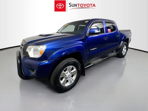 Used 2014 Toyota Tacoma PreRunner w/ TRD Sport Package image 9