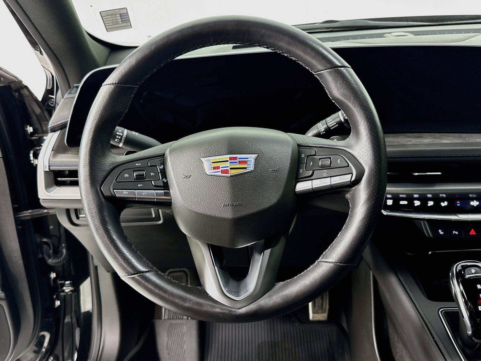 Used 2024 Cadillac XT4 Sport AWD/4WD image 11