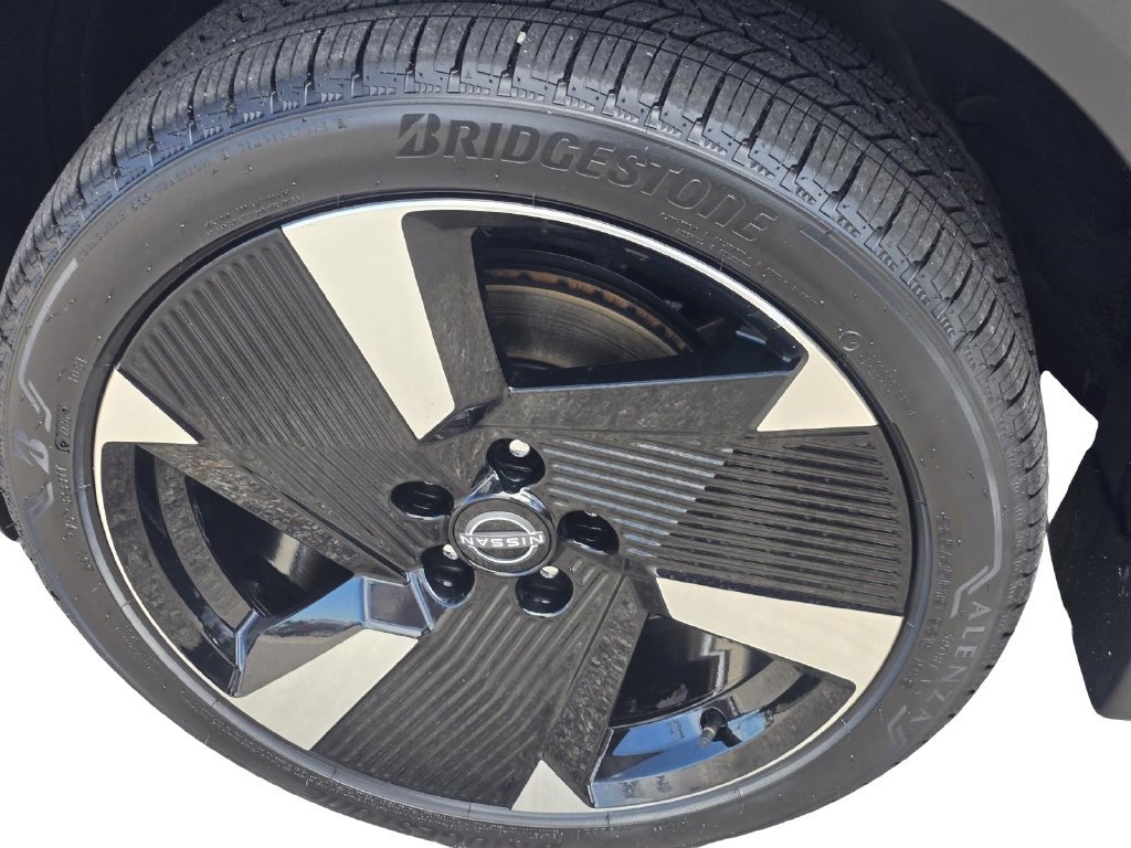 Used 2026 Nissan Kicks SR FWD image 10