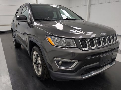 Used 2020 Jeep Compass Limited AWD/4WD image 13