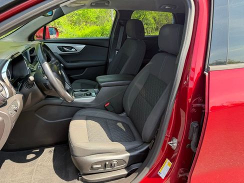 Used 2019 Chevrolet Blazer LT FWD image 19