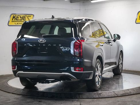Used 2021 Hyundai Palisade Limited w/ Cargo Package image 4