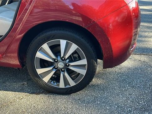 Used 2015 Nissan Leaf SV w/ LED & Quick Charge Package image 19