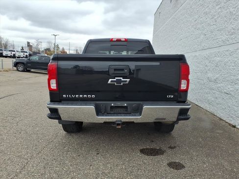 Used 2017 Chevrolet Silverado 1500 LTZ image 7