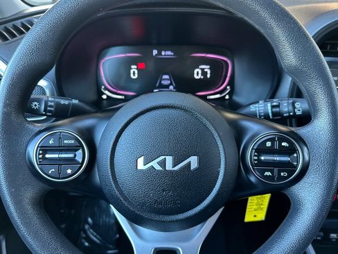 Used 2024 Kia Soul LX w/ Option Group 015 FWD image 18