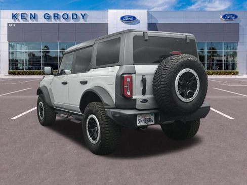 Used 2023 Ford Bronco Badlands AWD/4WD image 8
