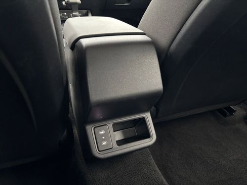 Used 2025 Kia K4 LXS image 23