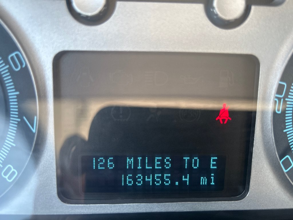 Used 2010 Mercury Mariner 2WD image 16